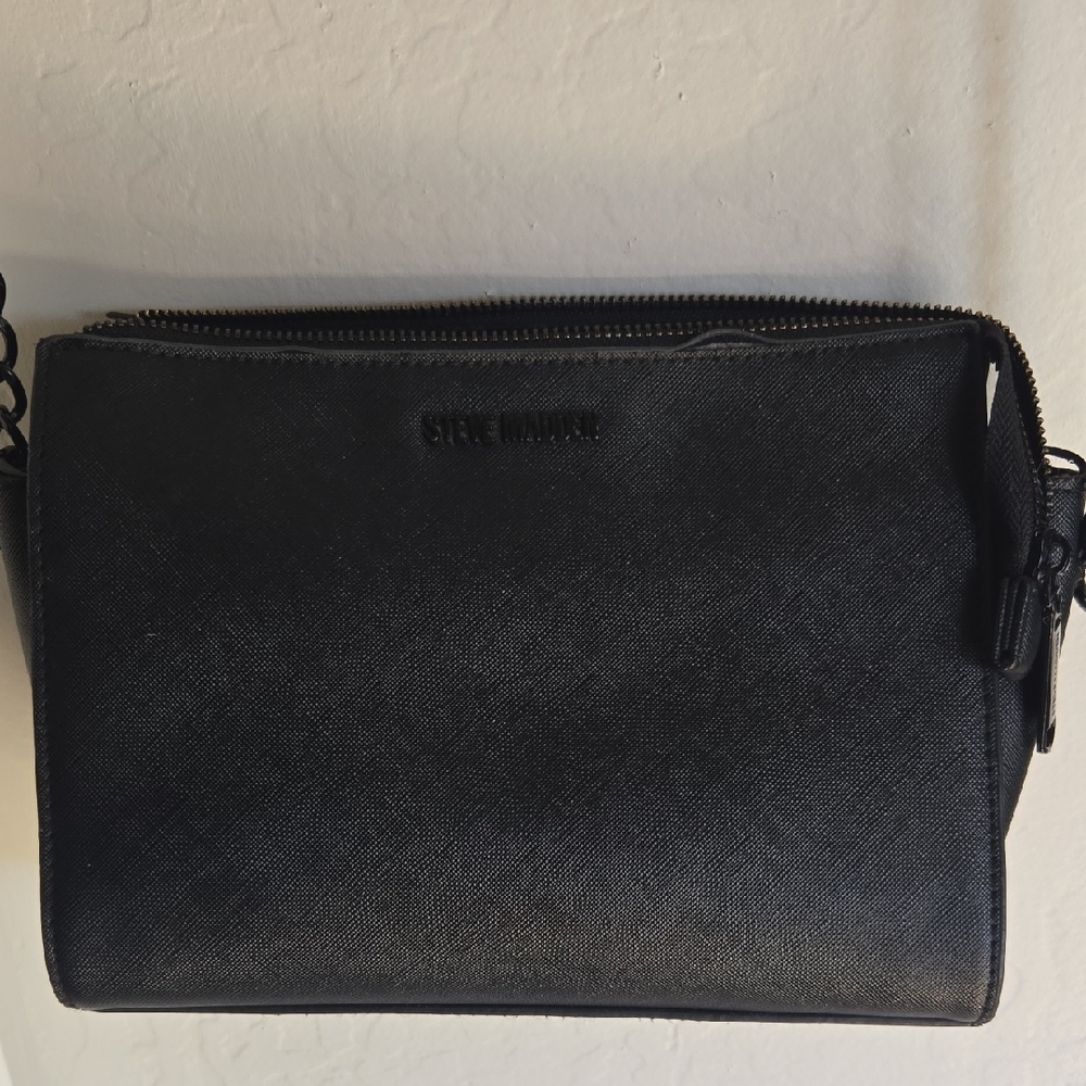 Steve Madden Black Crossbody